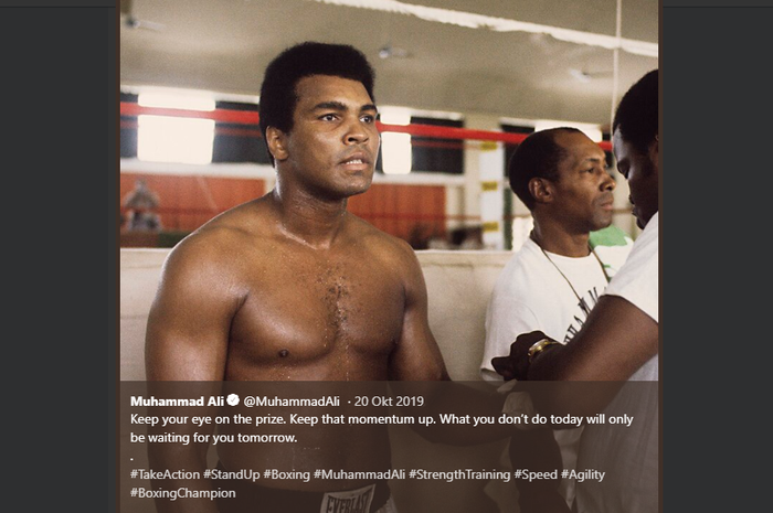Legenda tinju asal Amerika Serikat, Muhammad Ali. 