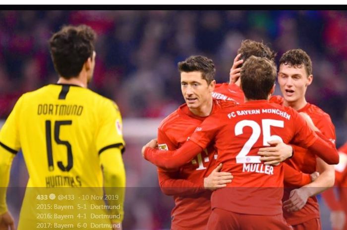 Awak Bayern Muenchen saat merayakan gol ke gawang Borussia Dortmund dalam pertandingan Bundesliga.