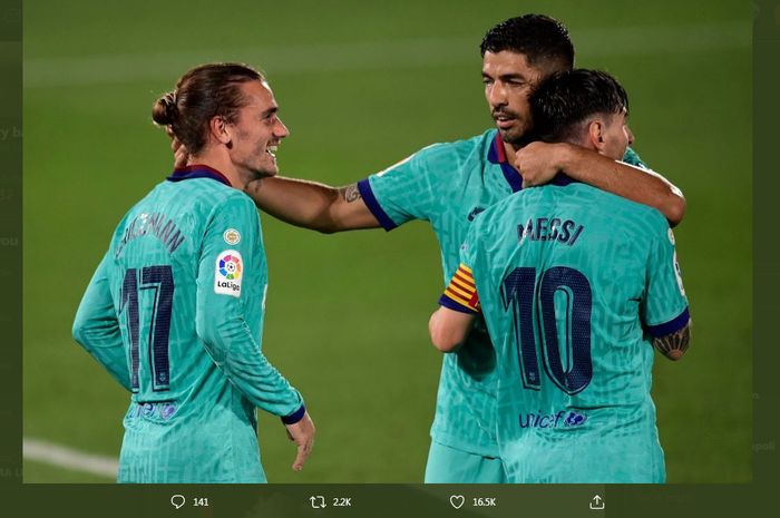 Antoine Griezmann bersama Luis Suarez dan Lionel Messi membentuk trio tajam di lini depan Barcelona.
