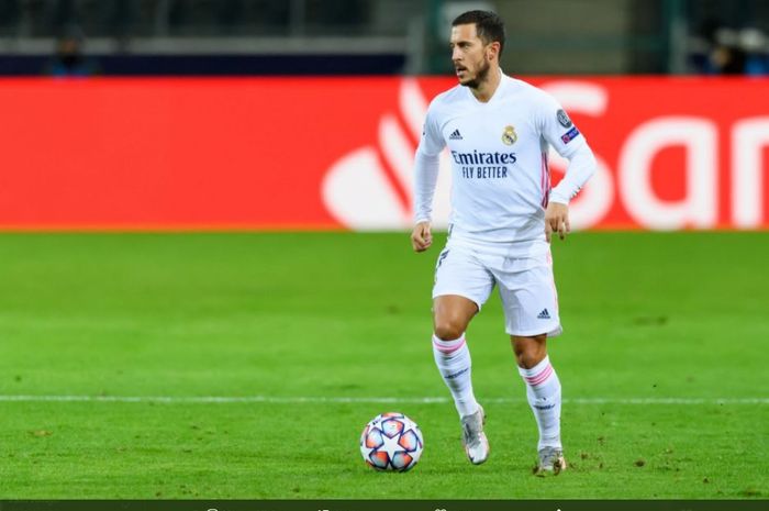 Penyerang Real Madrid, Eden Hazard, resmi kembali merumput usai berkutat dengan cedera dalam laga matchday 2 Grup B Liga Champions 2020-2021 melawan Borussia Moenchengladbach, Selasa (27/10/2020).
