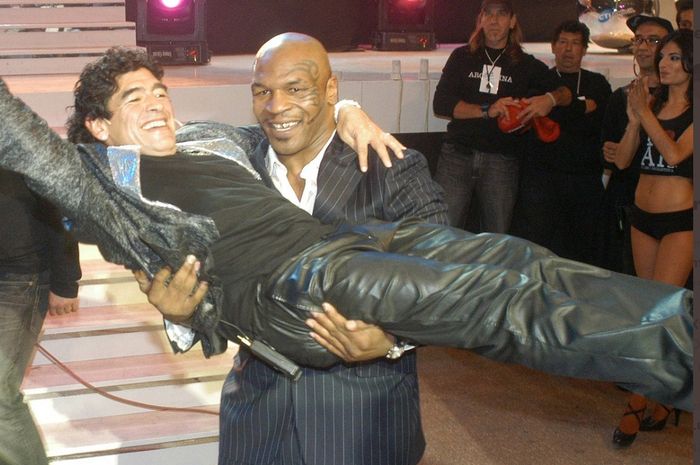Diego Maradona dan Mike Tyson.