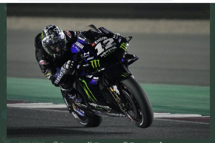 Pembalap Monster Energy Yamaha, Maverick Vinales, saat mengaspal pada MotoGP Qatar 2021 di Sirkuit Losail, Minggu (28/3/2021).