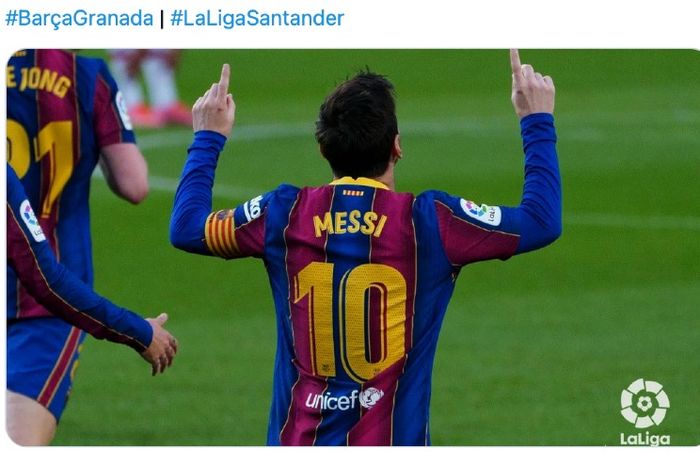Selebrasi bintang Barcelona, Lionel Messi, pada laga versus Granada di Camp Nou, Kamis (29/4/2021)