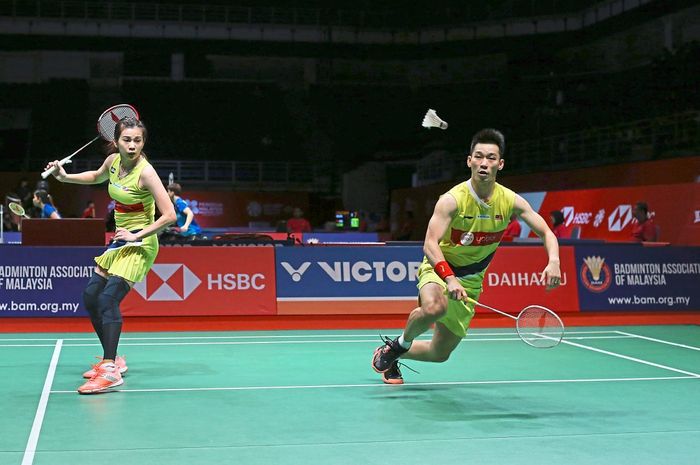 Pasangan ganda campuran Malaysia, Chan Peng Soon/Goh Liu Ying dalam sebuah pertandingan.
