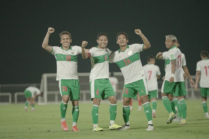 Perayaan gol Evan Dimas, dalam laga uji coba timnas Indonesia vs Oman, di Stadion The Seven's, Dubai, Uni Emirate Arab, pada Sabtu (29/5/2021).