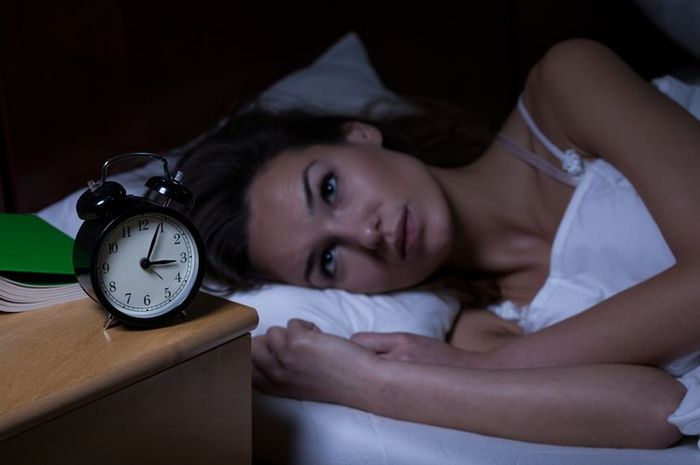 Sulit tidur harus diwaspadai sebagai tanda daya tahan tubuh sedang turun. 