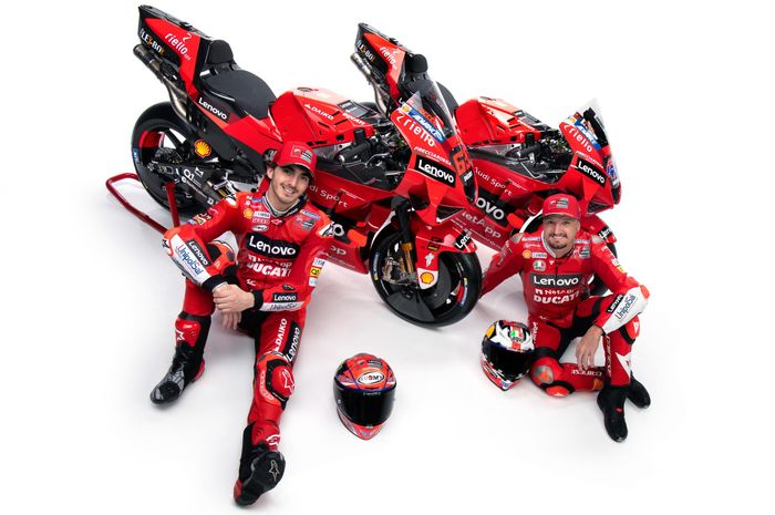 Francesco Bagnaia dan Jack Miller di Ducati Levono di MotoGP 2021