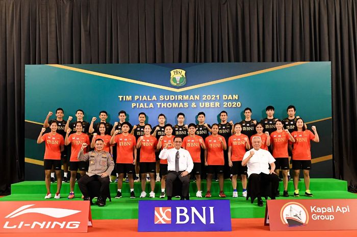 Skuad bulu tangkis Indonesia yang akan berlaga pada Piala Sudirman 2021 dan Thomas-Uber Cup 2020.