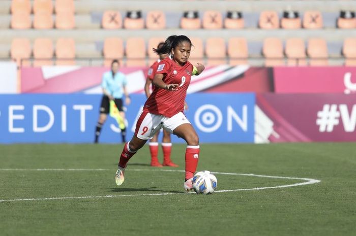 Timnas putri Indonesia optimis dan semangat untuk menang lawan Thailand di Piala Asia Wanita 2022.