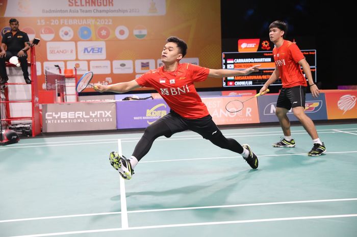 Ganda putra Indonesia, Leo Rolly Carnando/Daniel Marthin, saat tampil pada partai keempat Kejuaraan Beregu Asia 2022 di Setia City Convention Centre, Selangor, Malaysia, Kamis (17/2/2022).