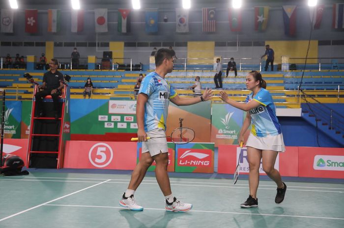 Pasangan ganda campuran Indonesia, Praveen Jordan/Melati Daeva Oktavianti, saat tampil di Kejuaraan Asia 2022.