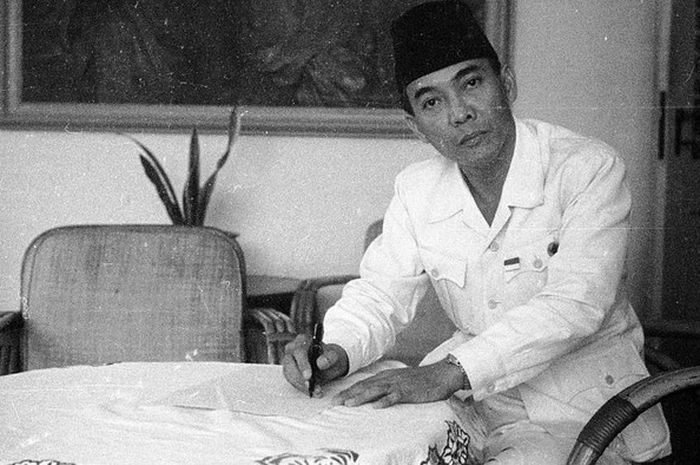 Presiden pertama Indonesia, Ir Soekarno.