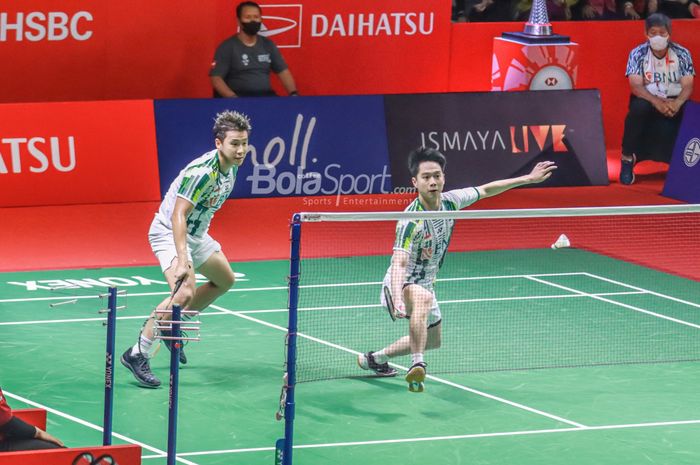 Pasangan ganda putra Indonesia, Marcus Fernaldi Gideon/Kevin Sanjaya Sukamuljo menjadi satu dari enam wakil tuan rumah yang tersisa di babak perempat final Indonesia Masters 2022.