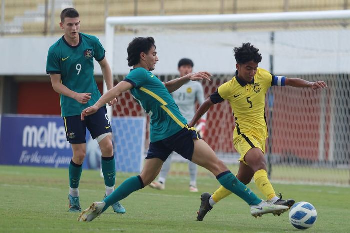 Duel Malaysia melawan Australia di Stadion Maguwoharjo, Sleman di ajang Piala AFF U-16 2022 pada Senin (8/8/2022)