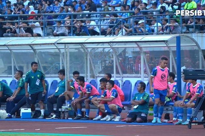 Erwin Ramdani Klarifikasi Aksi Emosional di Bench Saat Persib Bandung Kalah dari Bali United