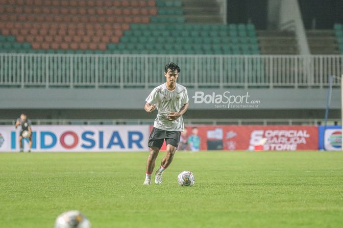 Bek sayap kiri timnas Indonesia, Pratama Arhan