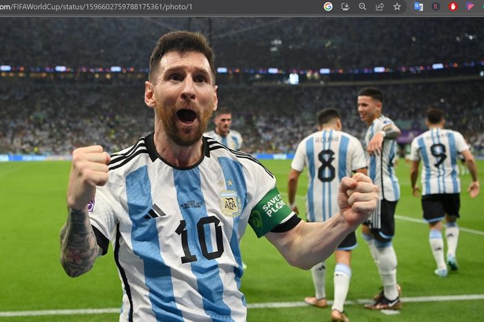 Striker timnas Argentina, Lionel Messi, merayakan gol ke gawang timnas Meksiko dalam laga Grup C Piala Dunia 2022 di Stadion Lusail, Sabtu (26/11/2022).