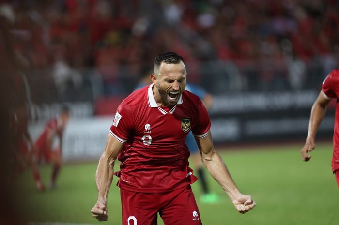 Penyerang timnas Indonesia, Ilija Spasojevic, saat melakukan selebarasi setelah mencetak gol ke gawang Brunei Darussalam, Senin (26/12/2022).