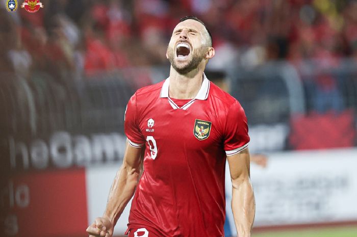 Ekspresi Ilija Spasojevic usai berhasil mencetak gol ke gawang Brunei Darussalam.
