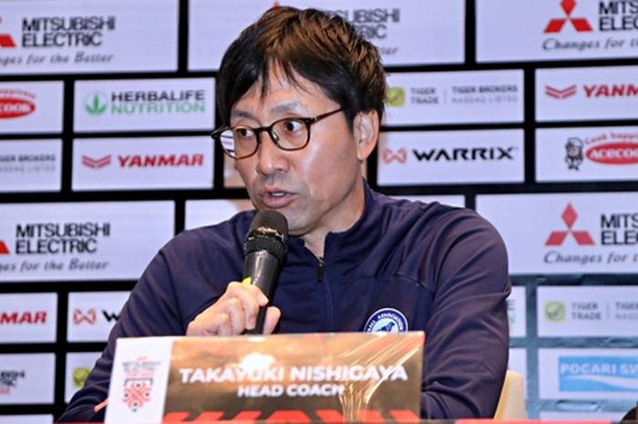 Pelatih Timnas Singapura, Takayuki Nishigaya.