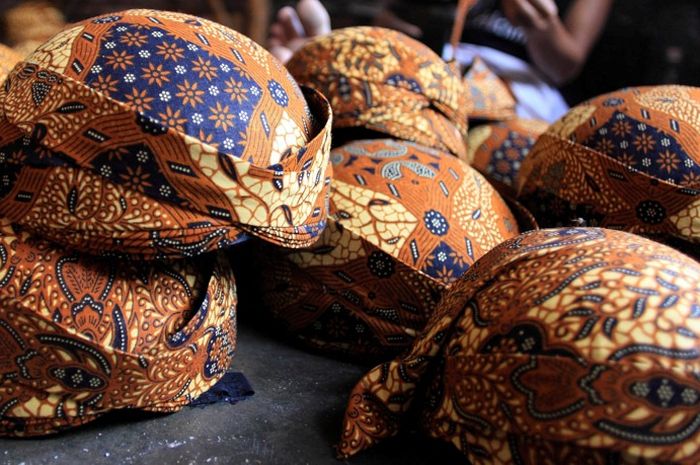 Blangkon sebagai pelengkap busana tradisional masyarakat Jawa Hasil gambar untuk Semua Tentang Blangkon