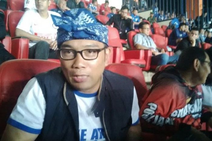 Gubernur Jawa Barat, Ridwan Kamil, Menonton Pertandingan Persib di Stadion Gelora Bandung  Lautan Api (GBLA)
