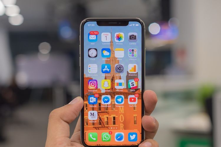 Dampak Perang Dagang AS-Tiongkok Terhadap Harga iPhone