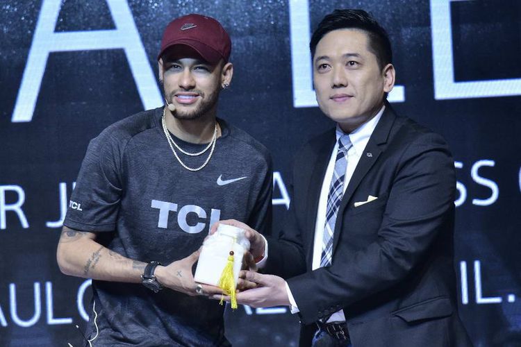 Pesepakbola Neymar Junior Didapuk Sebagai Global Brand Ambassador TCL