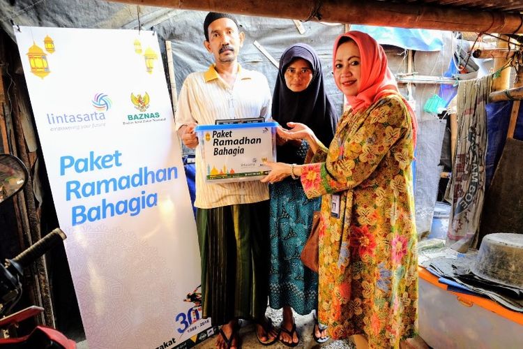 Lintasarta Berikan Makanan dan Pengobatan Gratis ke Warga Cilincing