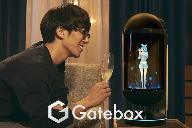 LINE Buka Pemesanan Gatebox, Robot Virtual Canggih Pertama di Dunia
