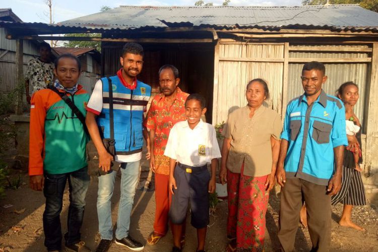 Pemerintah akan Pasang Internet di SMP Yohanes, Si-Pemanjat Tiang Bendera