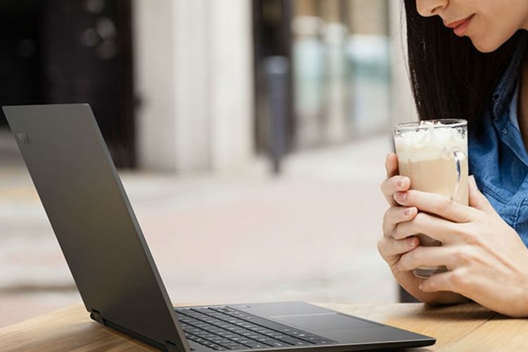 Lenovo Yoga C630 WOS, Laptop Snapdragon 850 Pertama di Dunia