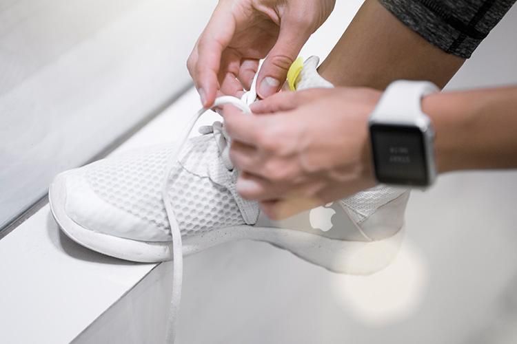 Apple Kembangkan Sepatu Pintar "iShoes" dengan Sensor Canggih