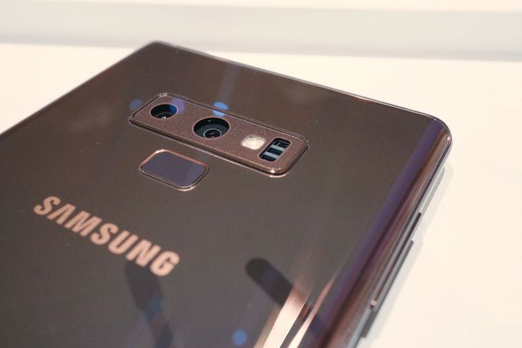 Samsung akan Luncurkan Empat Lensa Kamera di Bodi Belakang Bulan Depan