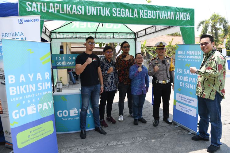 Kini Bayar Biaya SIM Bisa dengan Menggunakan Uang Elektronik GO-PAY