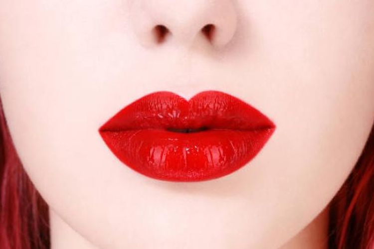 Rahasia Memakai Lipstik Merah Agar Kamu Tampil Makin Menawan Rahasia Memakai Lipstik Merah Agar Kamu Tampil Makin Menawan