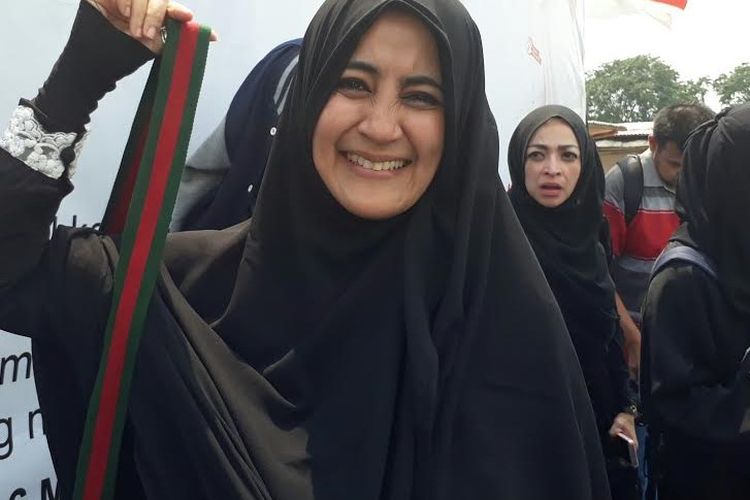 Pipik Dian Irawati Model Aneka 1995