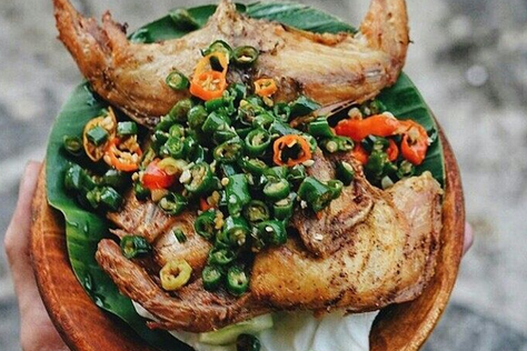 Menikmati Lezatnya Burung Puyuh Di Restoran Satu Ini Maknyus