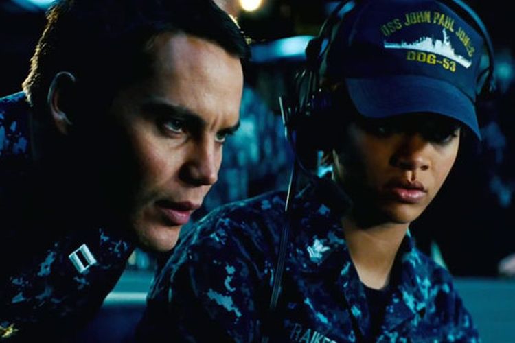 Battleship Rihanna Vs Aliens In Action Hai