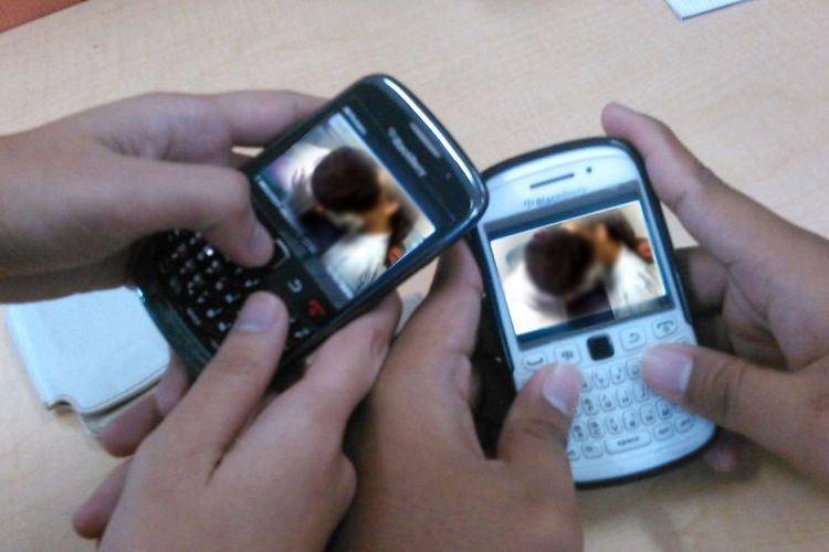 Download video smp 4 jakarta asli