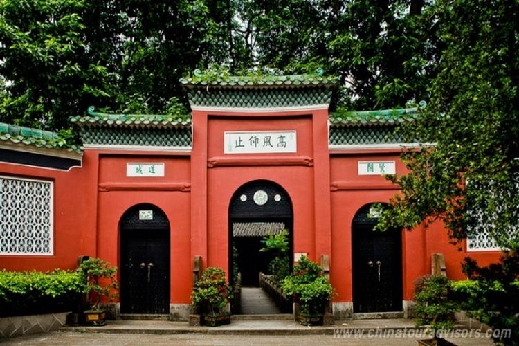 Kompleks situs makam paman dan sahabat Nabi Muhammad SAW, Saad bin Abi Waqqash RA, di Kota Guangzhou, China. 