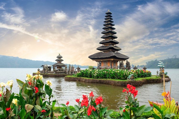 Bangga! Bali Masih Jadi Juara Pertama Tempat Wisata Paling Favorit Di Dunia Versi Trip Advisor - Semua Halaman - Intisari