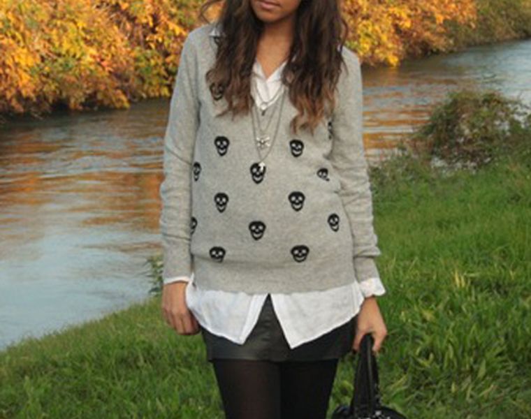 sweater and tights