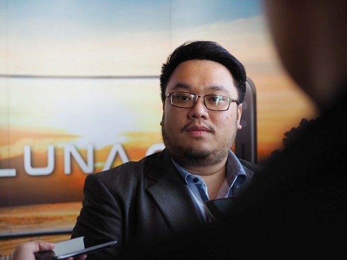 Suryadi Willim,  Marcomm Manager Luna Smartphone