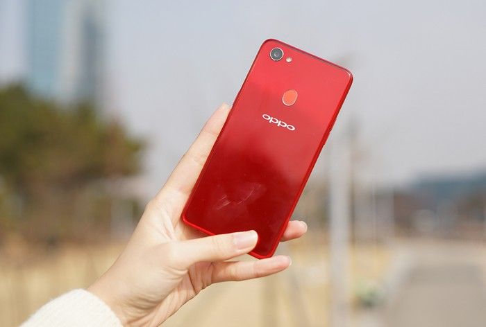 OPPO F7 red