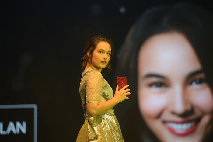 Chelsea Islan, Selfie Expert Member OPPO Indonesia