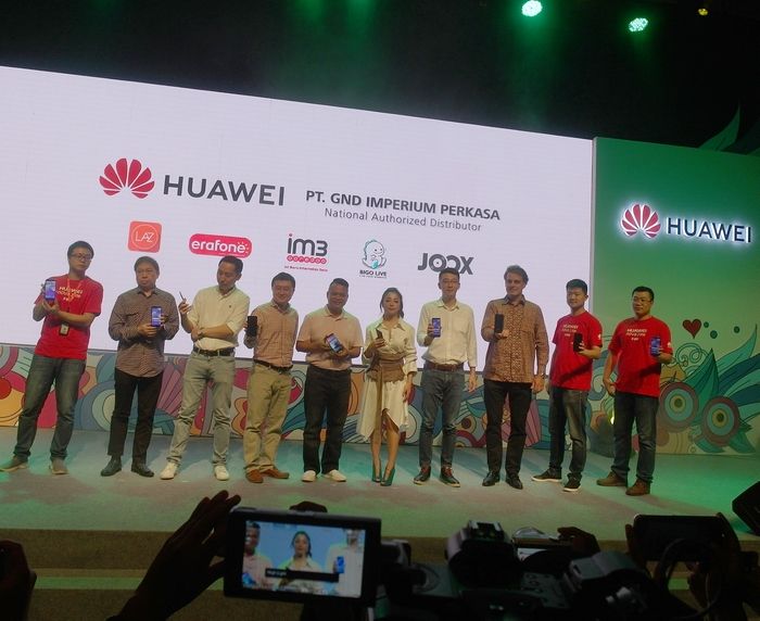 Manajemen Huawei dan Distributor