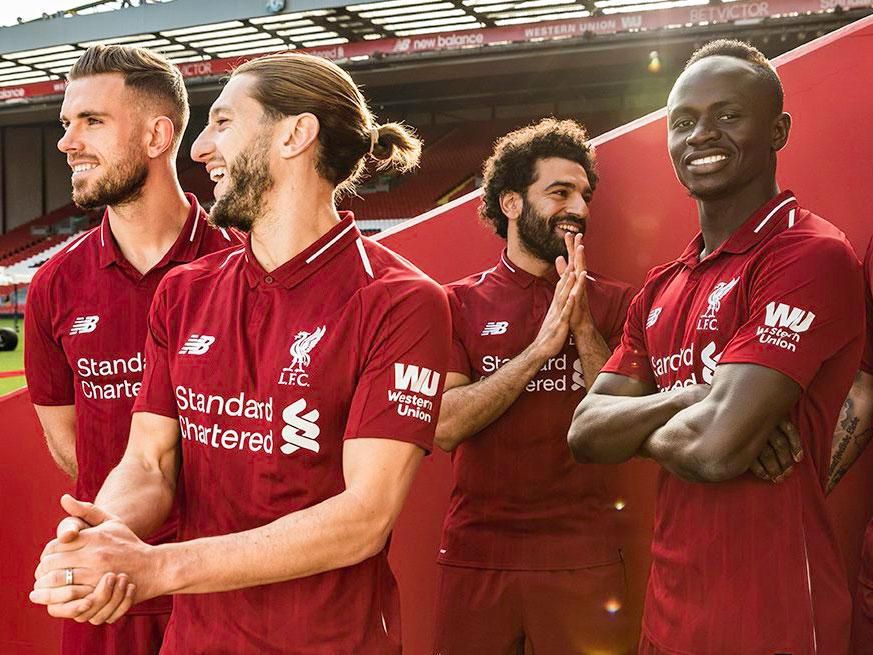 Jersey resmi Liverpool musim depan.