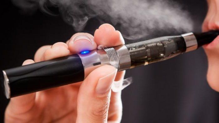 Kembali Terjadi! Seorang Pasien Meninggal Dunia Karena Menderita Penyakit Paru-paru Setelah Menggunakan Vape