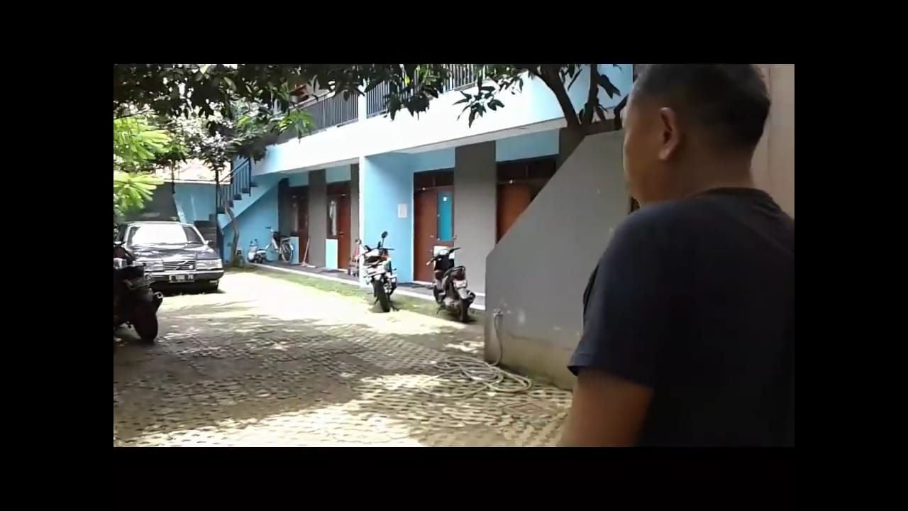 Rumah Tukul Arwana/ Foto oleh Akun Youtube Eksis